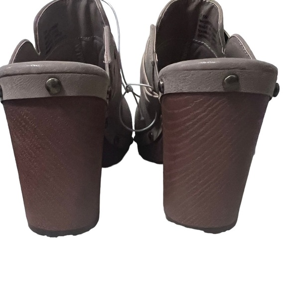 Xenia Taupe Braided Stud Square Toe Clogs by MIA Size 7.5 - Picture 8 of 12